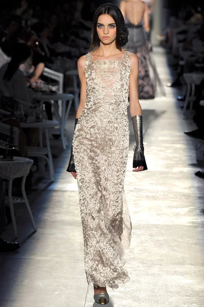 Look 57